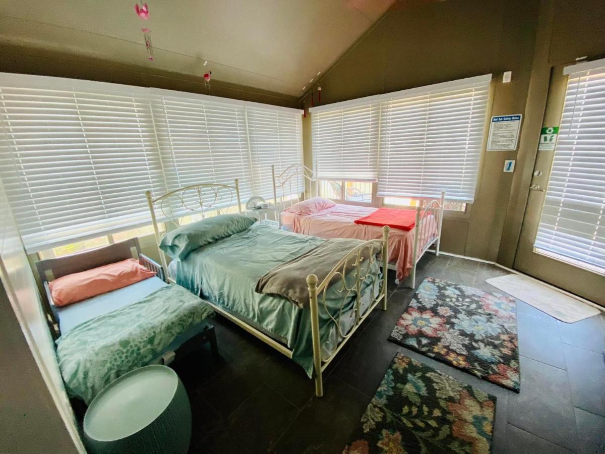 1 Mile To Fort Sill! The Carolebelle Cottage Sleeps 8 With Hottub,Grills,Firepit ลอว์ตัน ภายนอก รูปภาพ
