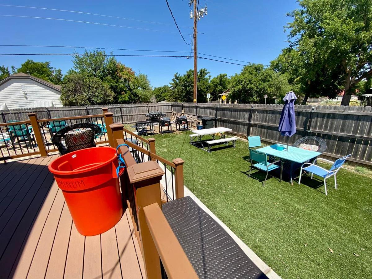 1 Mile To Fort Sill! The Carolebelle Cottage Sleeps 8 With Hottub,Grills,Firepit ลอว์ตัน ภายนอก รูปภาพ