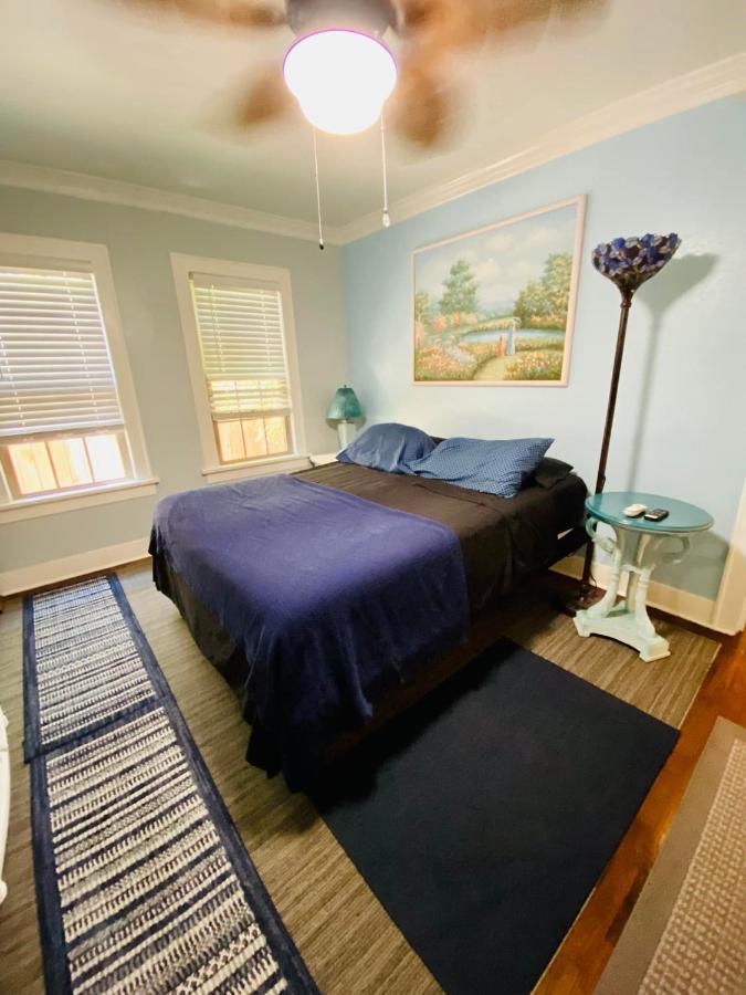 1 Mile To Fort Sill! The Carolebelle Cottage Sleeps 8 With Hottub,Grills,Firepit ลอว์ตัน ภายนอก รูปภาพ